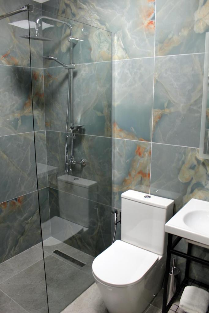 Guest House AmaDes photo 3