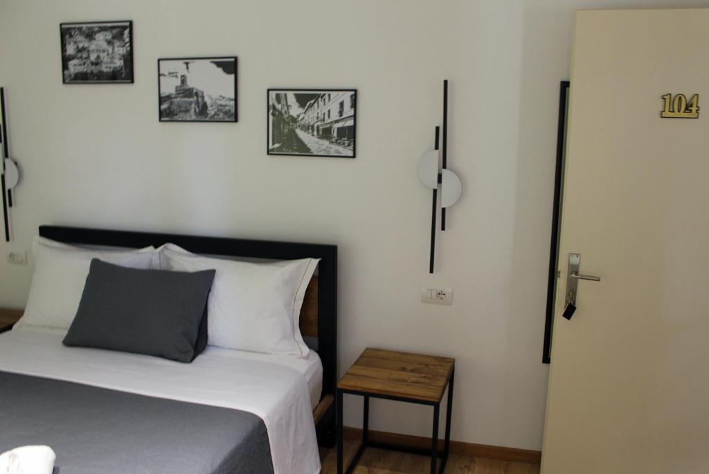 Guest House AmaDes photo 1