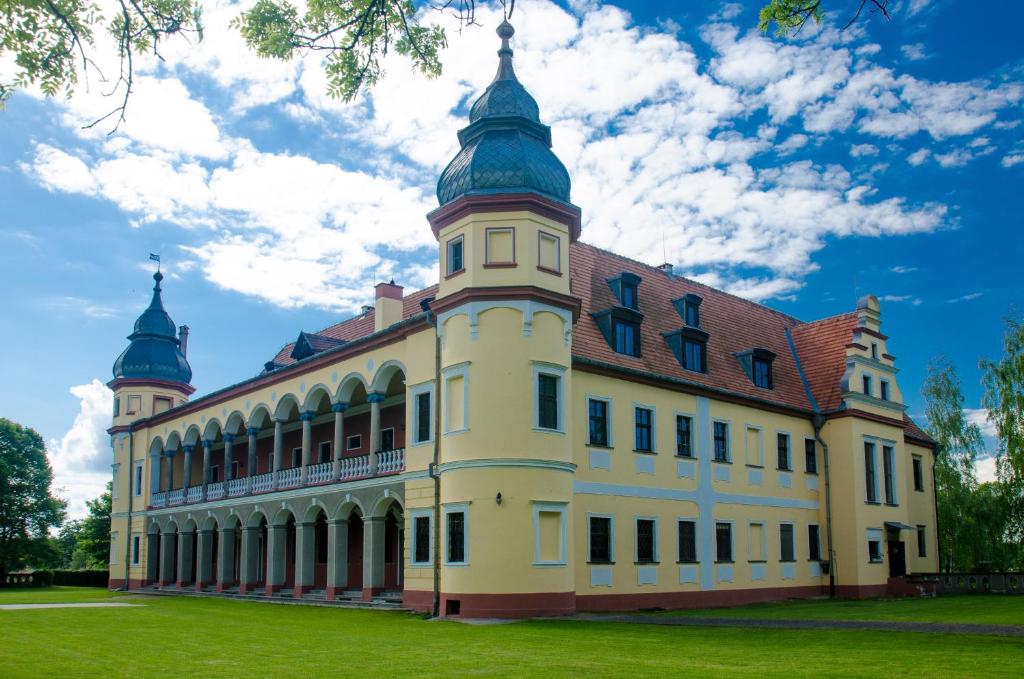 Pałac Krobielowice photo 1
