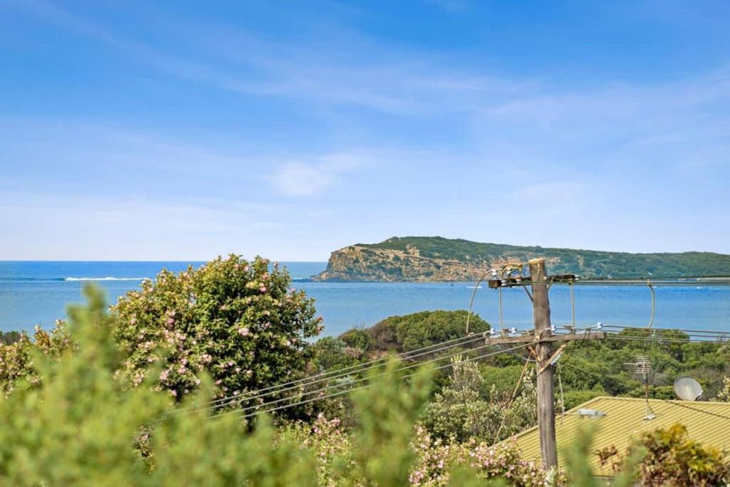 Seafarers Horizon oceanfront retreat