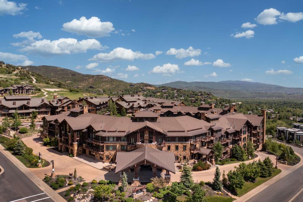 Waldorf Astoria Park City image