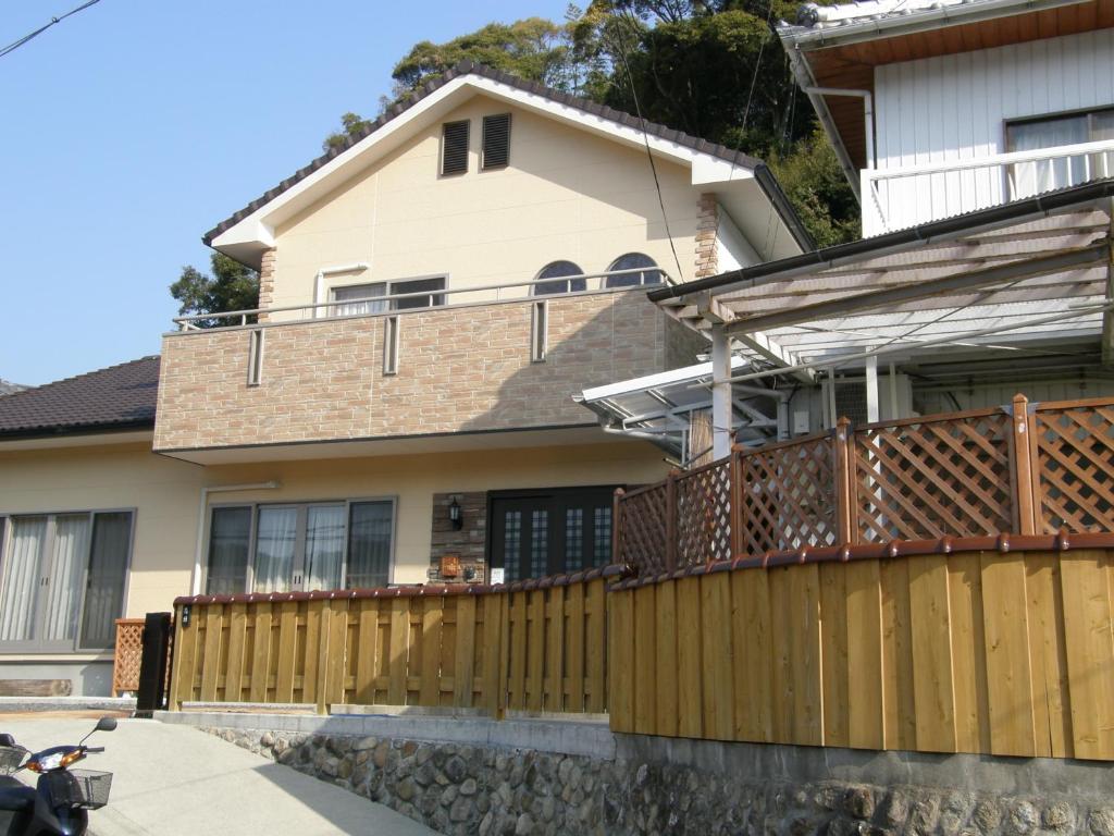Mirai Noen photo 4