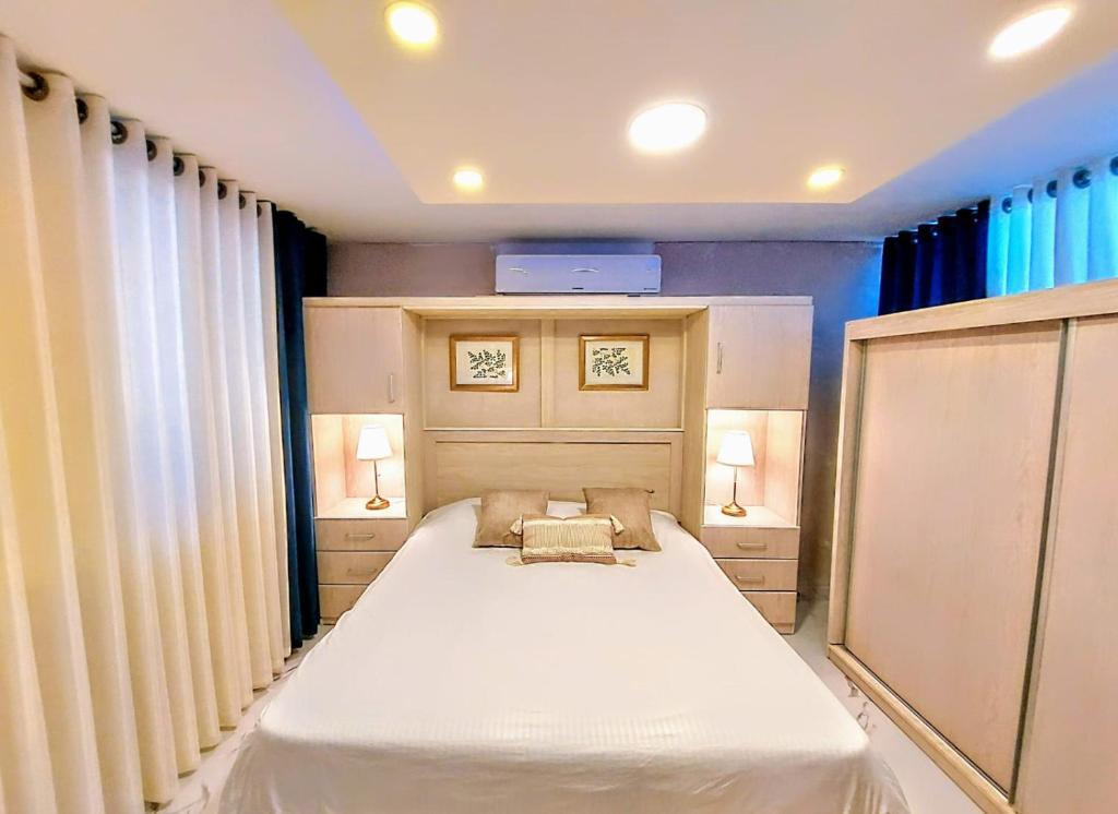 Royal Luxury Amman Central Apartments Room Type - Double Room