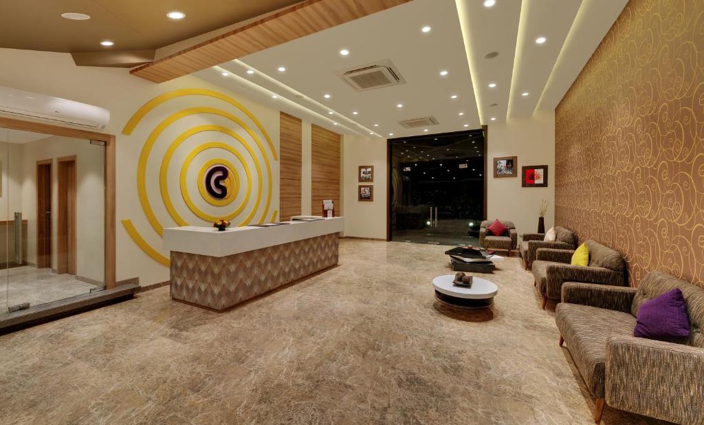 Click Hotel Bhuj photo 2