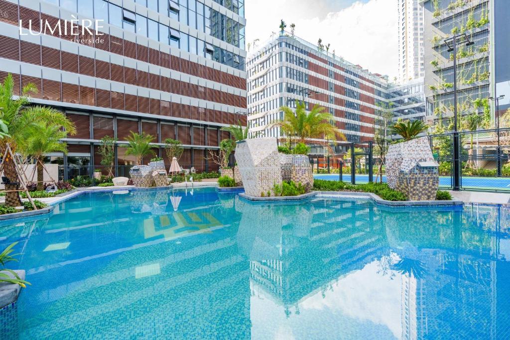 Blue Fingers Lumiere Riverside Thao Dien