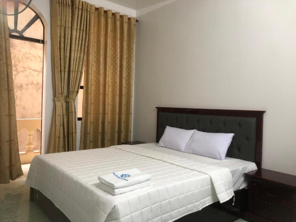 Hotel Nam Sơn Tân Dương