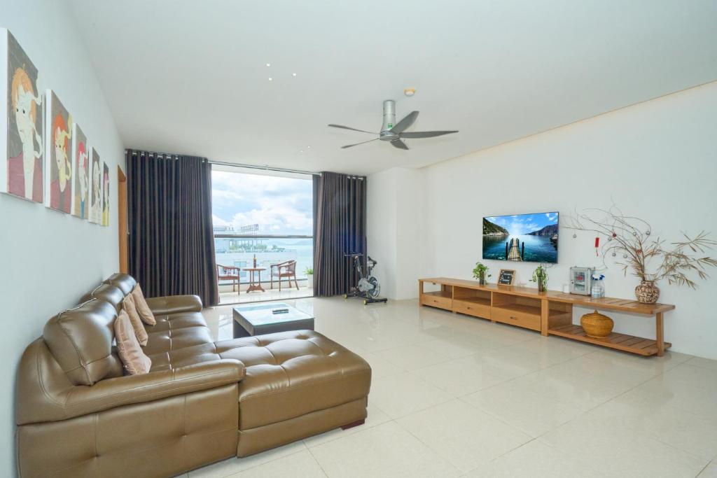 Pooh House 11 - Back Beach 2br apartment