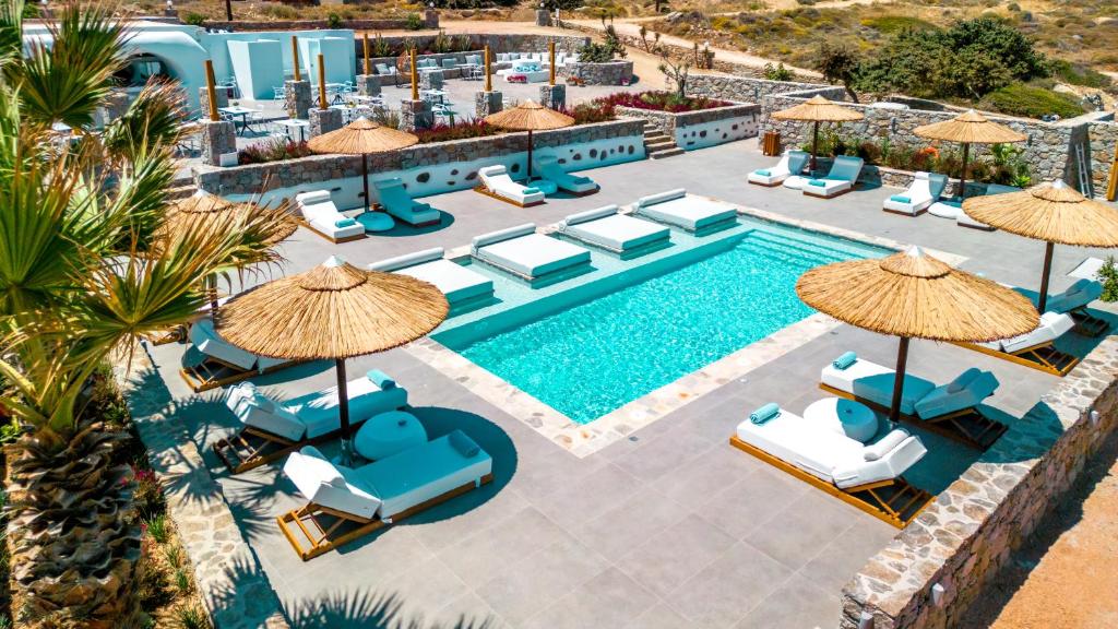 Naxos Cave Suites