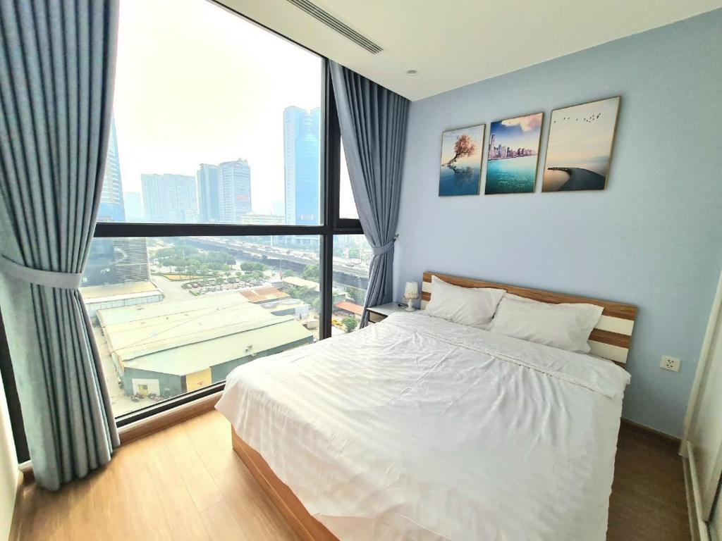 Luxhousing Vinhomes Skylake