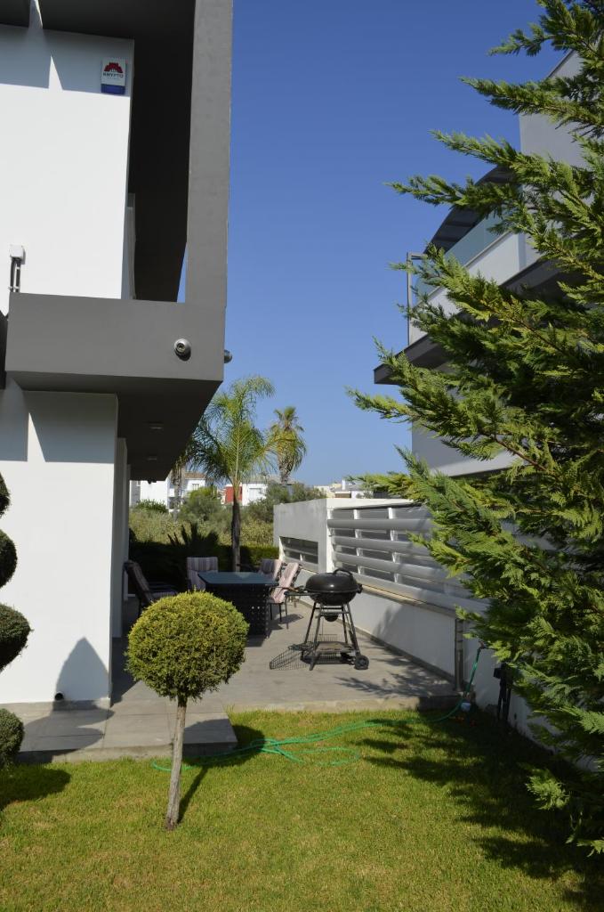 Fleur De Mer Villa in Hi-Tech Style photo 1