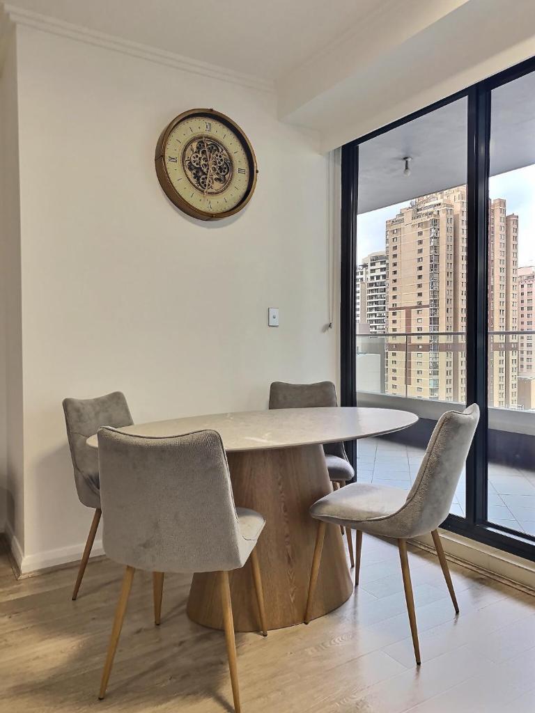 iconic World Square Apartment Sydney City photo 2