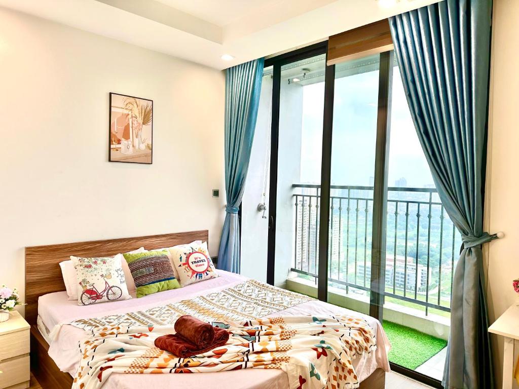 Luxurious Getaway At Vinhomes