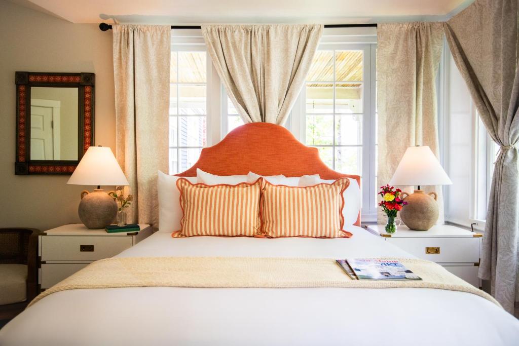 Cleftstone Inn image