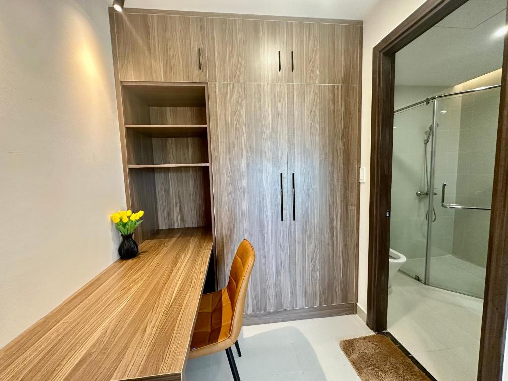 Two Bedroom Aapartment & Pool Gym