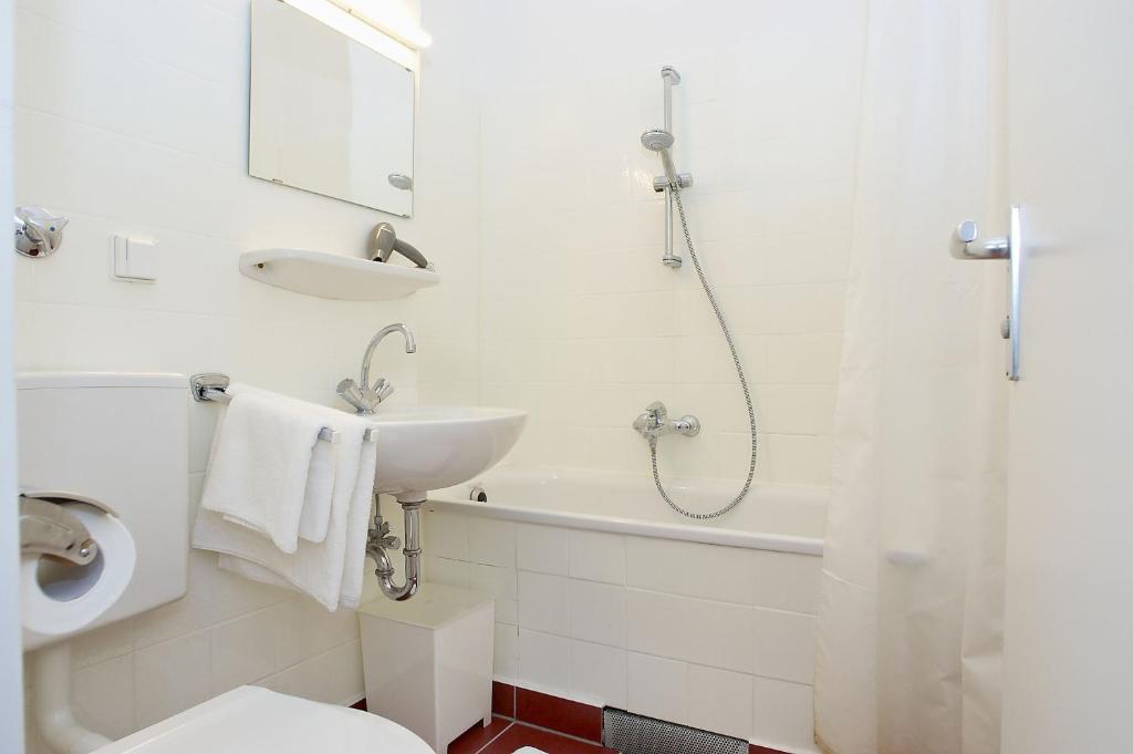Апартаменты (Апартаменты «Комфорт»: Wilhelmstraße 15), Apartment & Boardinghouse Berlin Friedrichshain-Kreuzberg