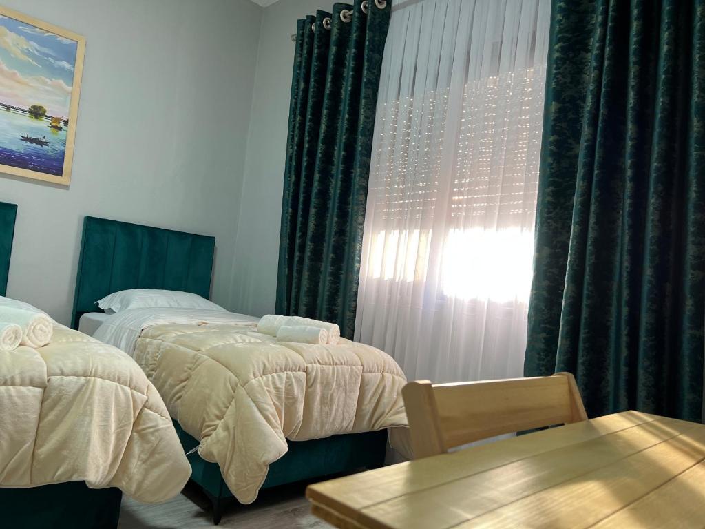 Zhuraj Apartments photo 4