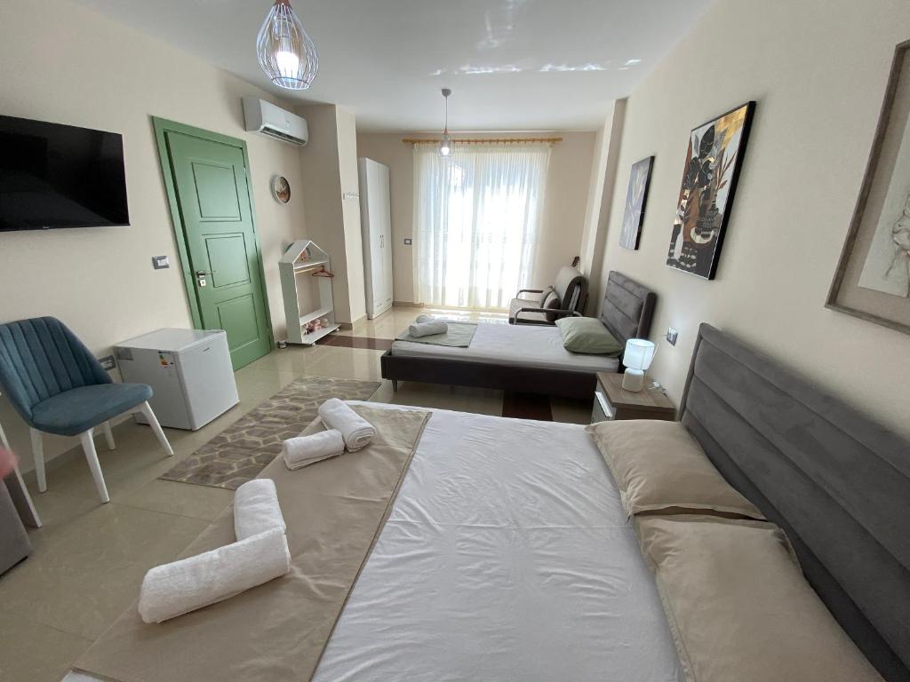 Tinas Rooms photo 1