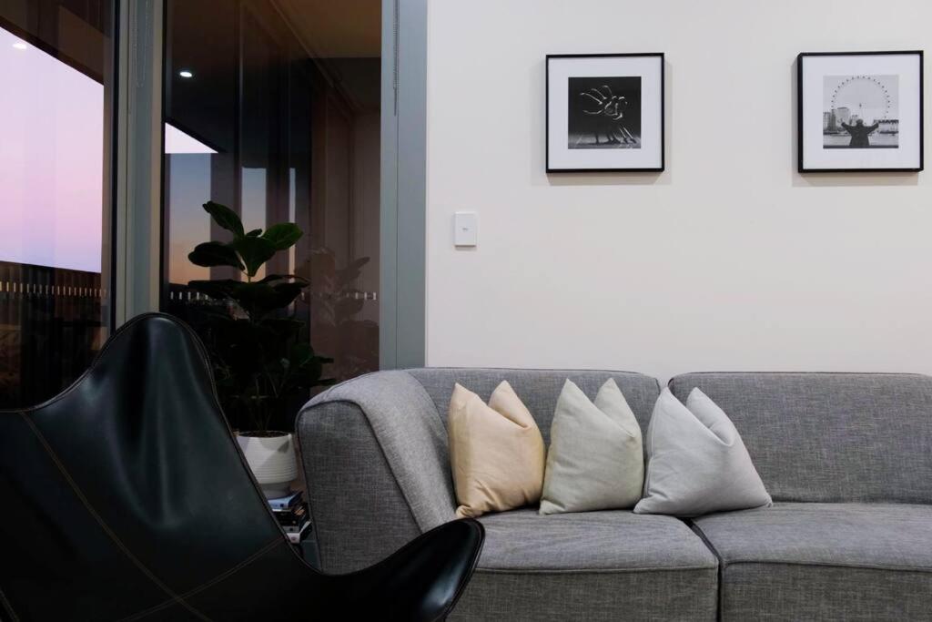 Modern Minimalist Haven photo 3