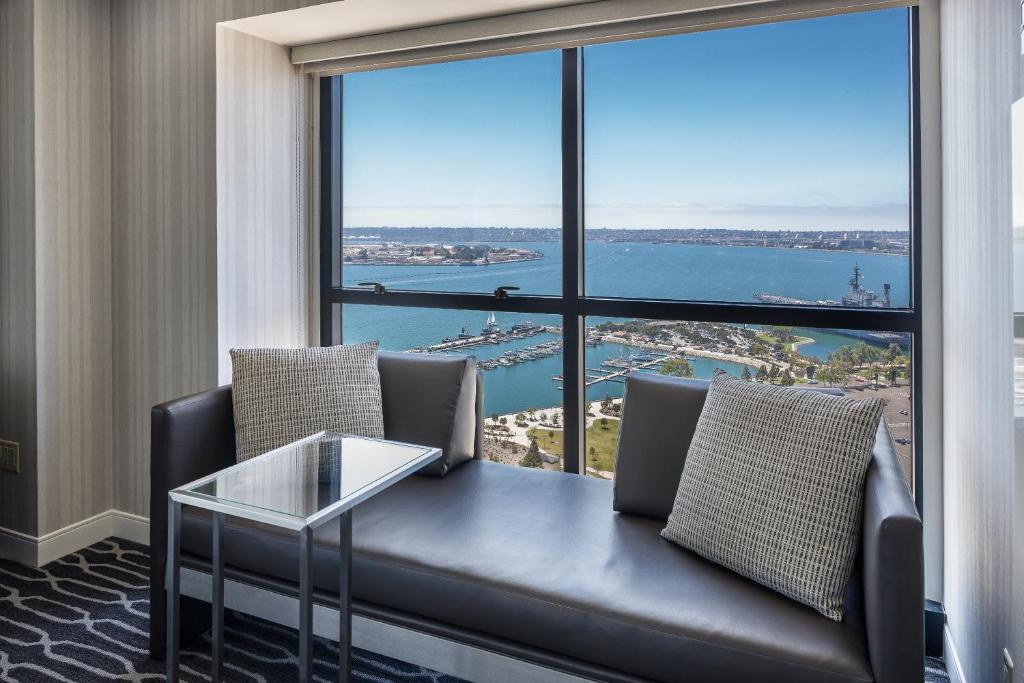 Сьюит (Специальное предложение - Люкс Гранд), Manchester Grand Hyatt San Diego