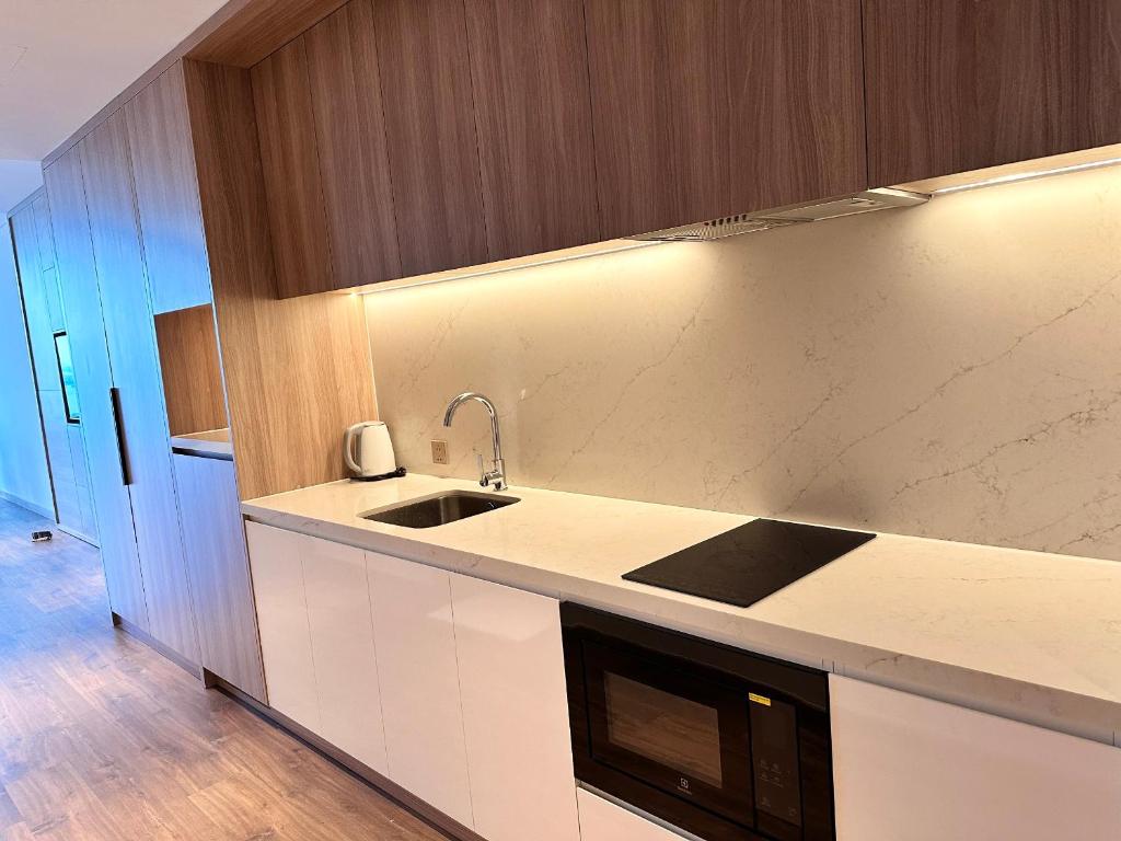 A La Carte Ha Long Bay - Sea View Apartment