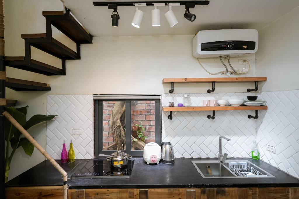 Căn nhà trong khu vườn yên tĩnh