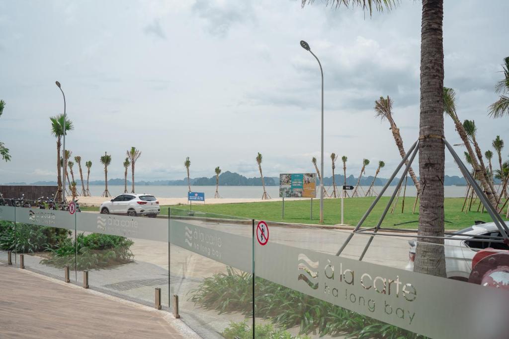 Cozy Studio- Ha Long Beach Front-Hottub-Pool