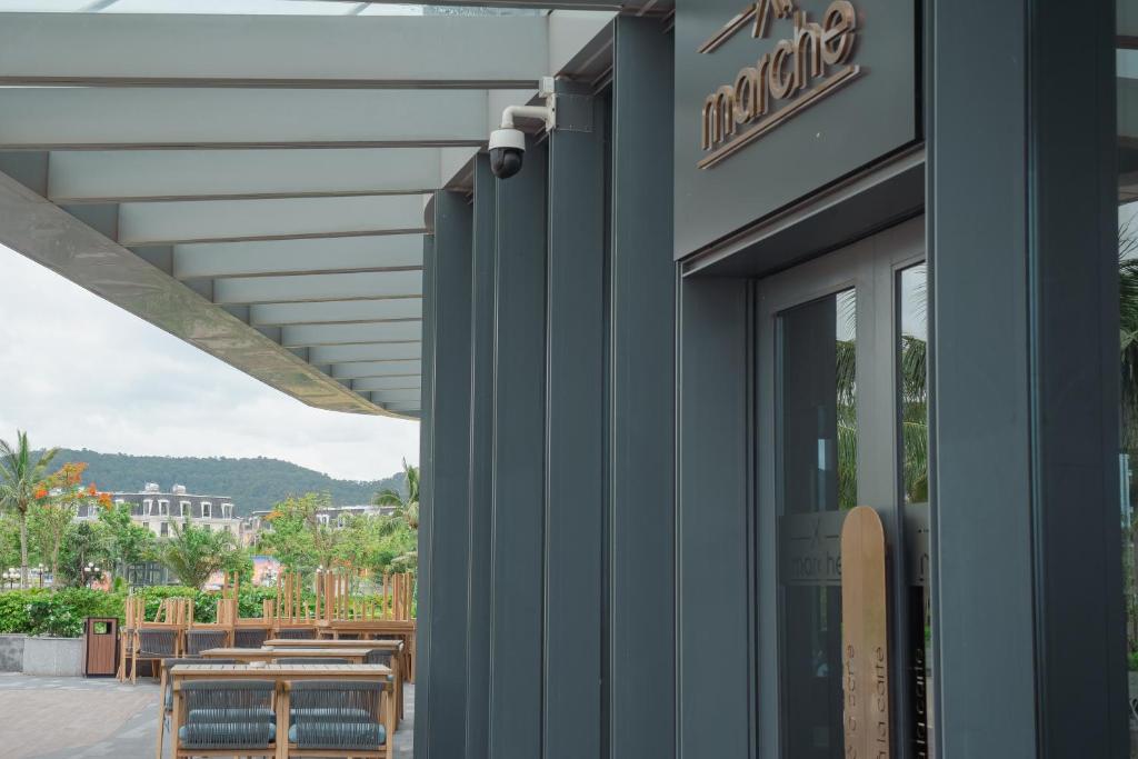 Cozy Studio- Ha Long Beach Front-Hottub-Pool