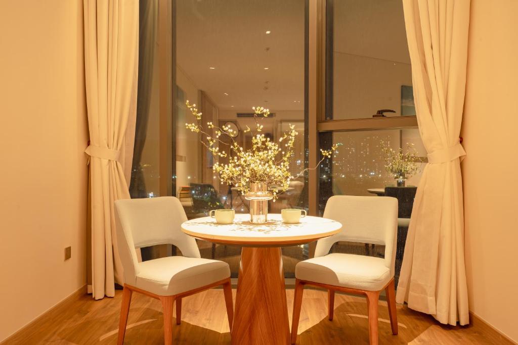 Cozy Studio- Ha Long Beach Front-Hottub-Pool