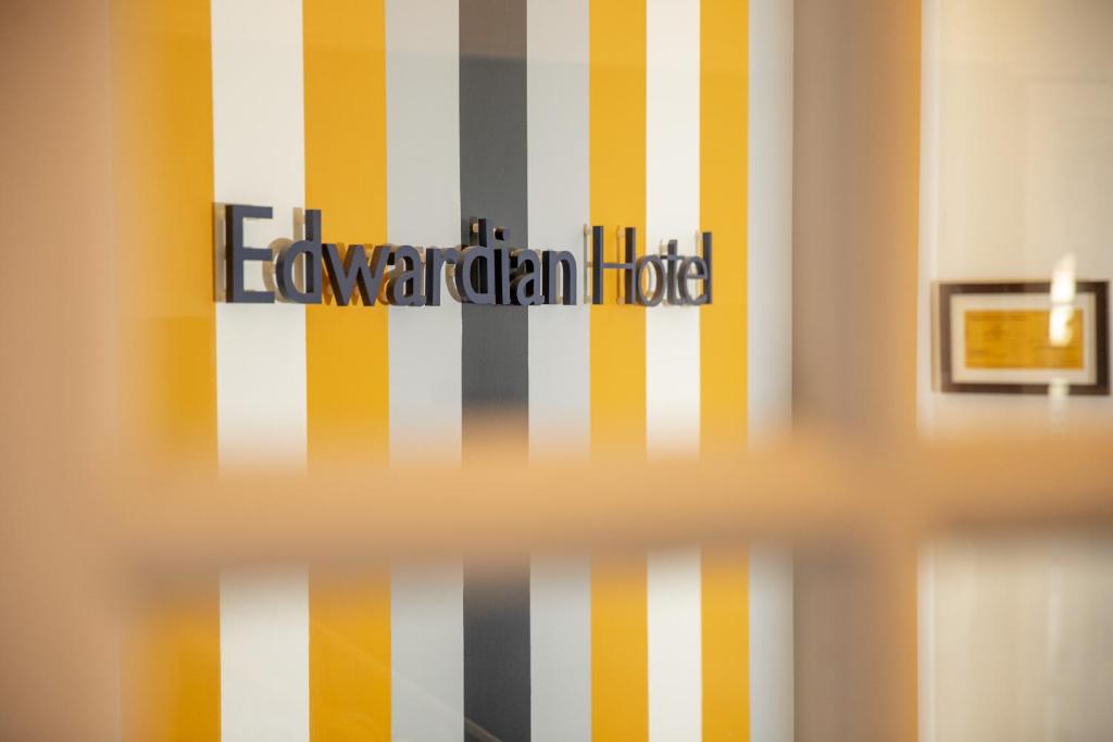 Edwardian Hotel image