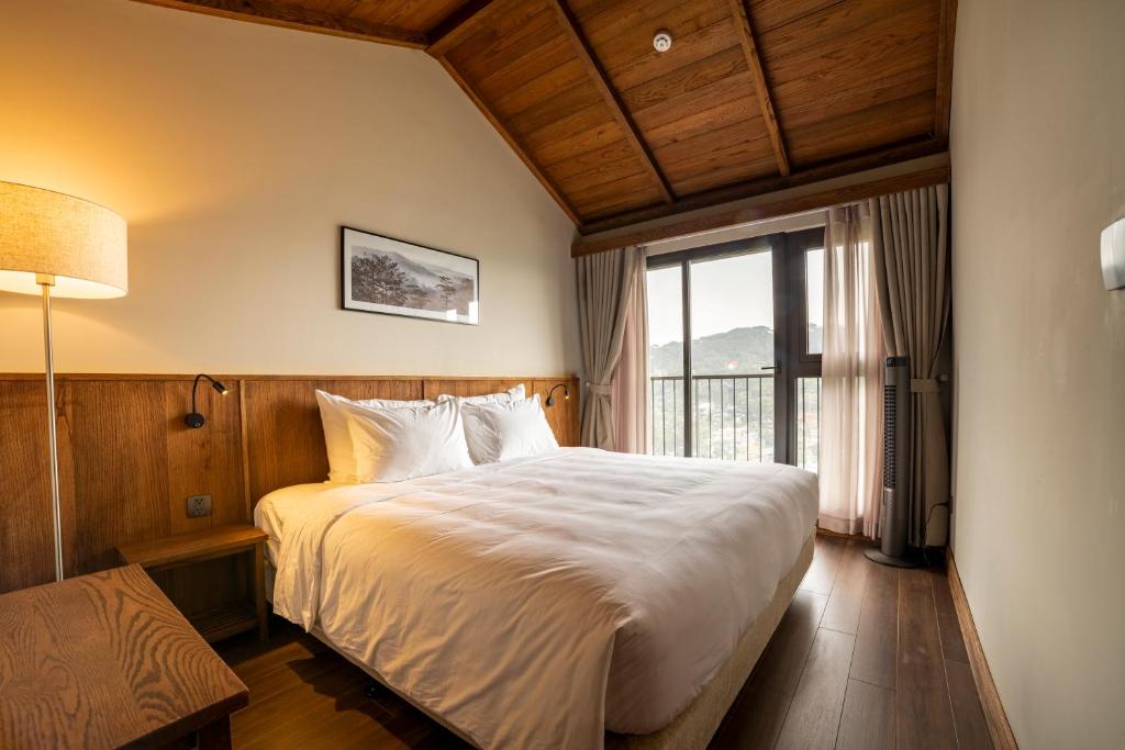 HLS Dalat Lodge Room Type - Suites Room
