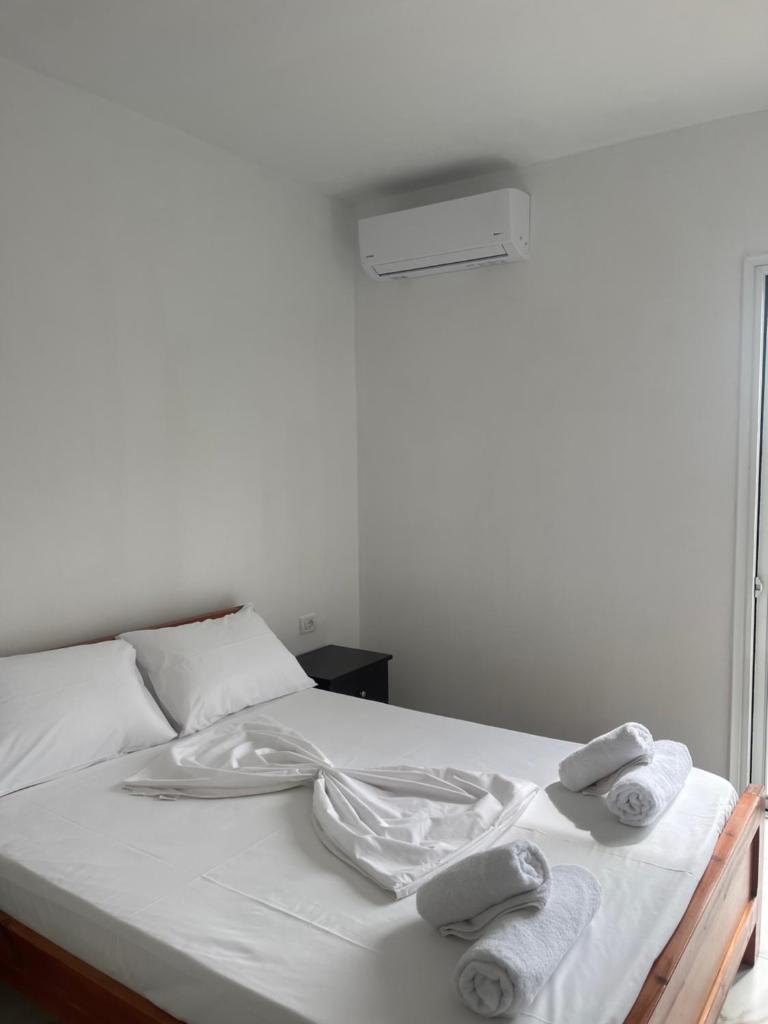 Ambelas Guest Rooms 5 photo 2