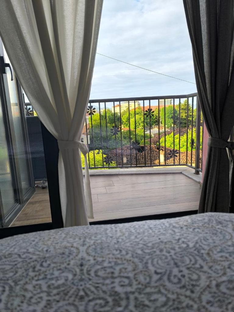 Serenade Apartment photo 4