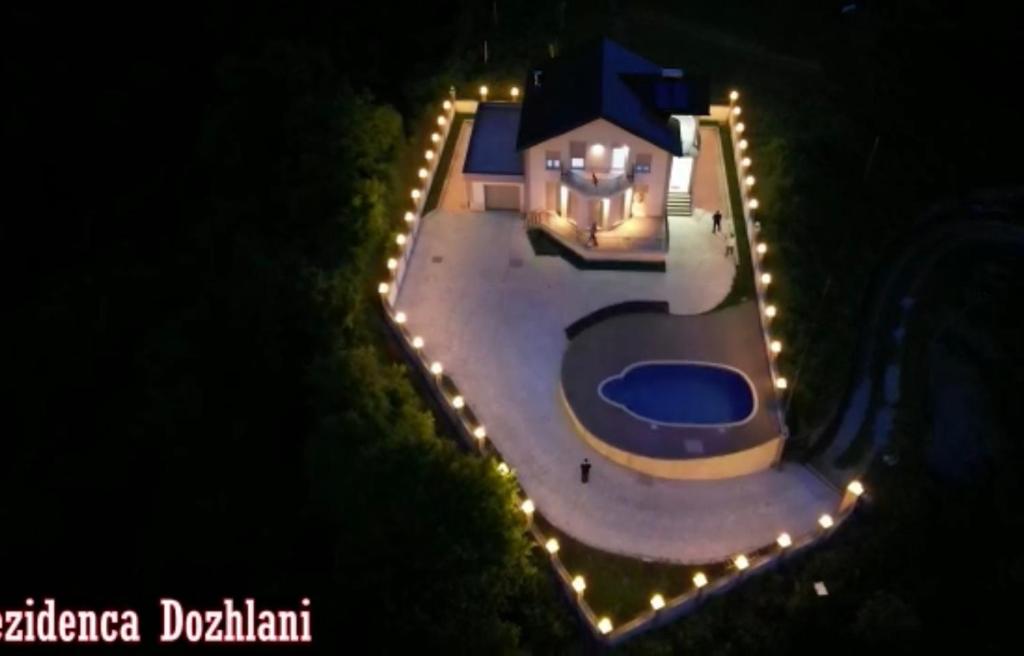Rezidenca Dozhlani with Private Pool & Yard photo 1