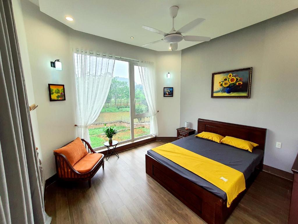 Ben's house lương sơn hoà bình