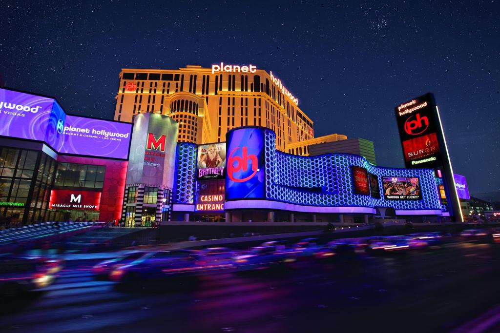 Двухместный (Номер Ultra Hip с кроватью размера «king-size», для курящих), Planet Hollywood Resort & Casino