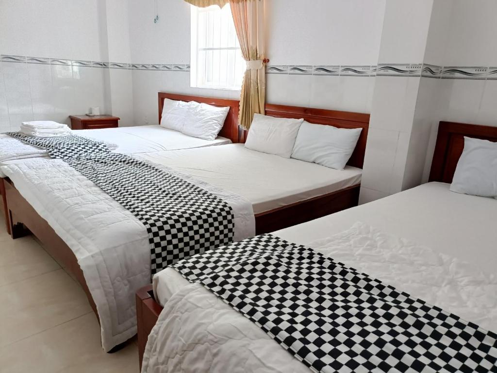 Anh Tan Hotel