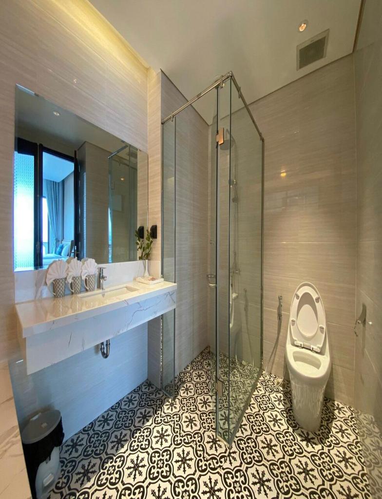 Villas beverlyhill Hạ Long bể bơi vô cực view biển