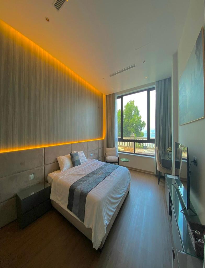 Villas beverlyhill Hạ Long bể bơi vô cực view biển
