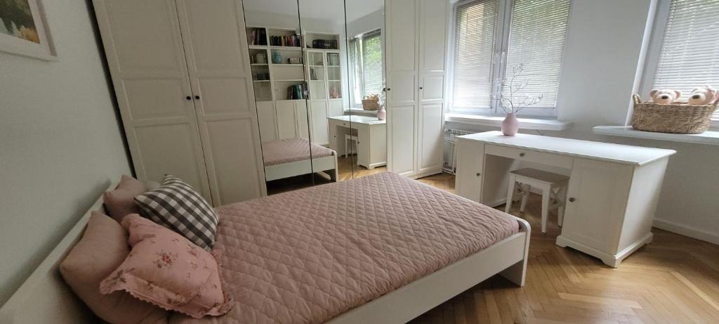 Fitmaison Apartment Ochota - Tap to explore photos