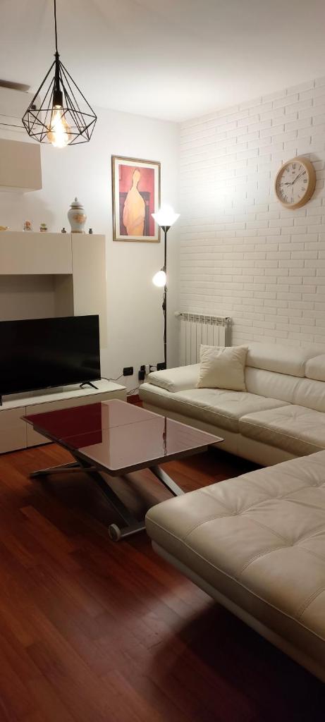 Dream House Room Type - One-Bedroom House