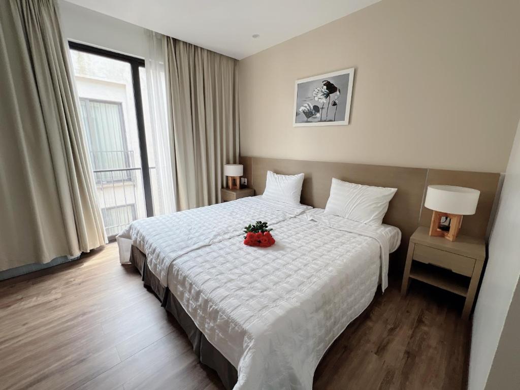 Villa View hồ 909 - Royal Lotus Hạ Long Resort & Villas