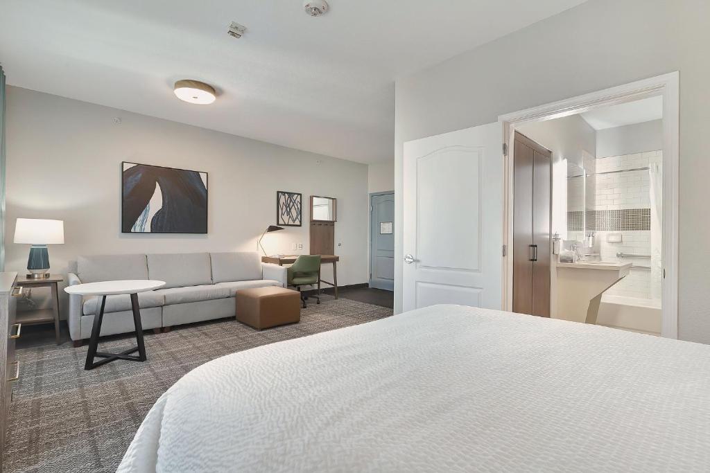 Staybridge Suites LONGVIEW, an IHG hotel - Tap to explore photos