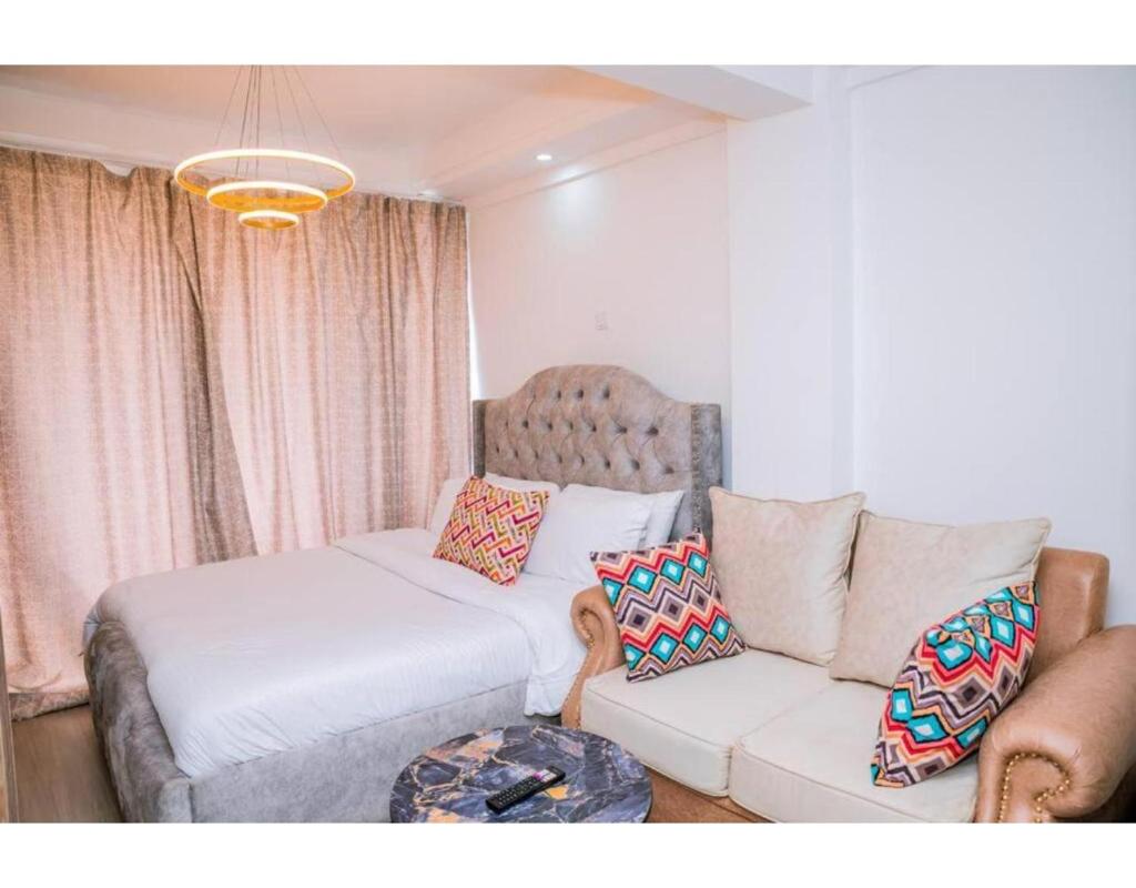 Charming Studio at Goldpark Kilimani, Yaya Centre, Nairobi