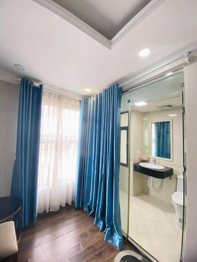 HK HOTEL Trung Kính