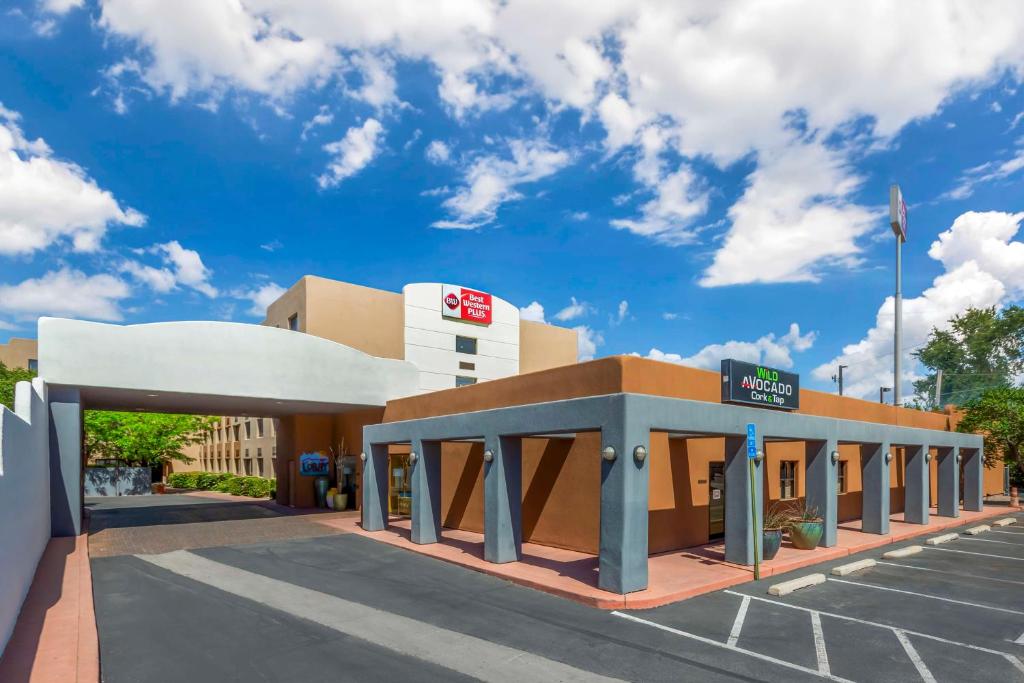 Best Western Plus Rio Grande Inn image