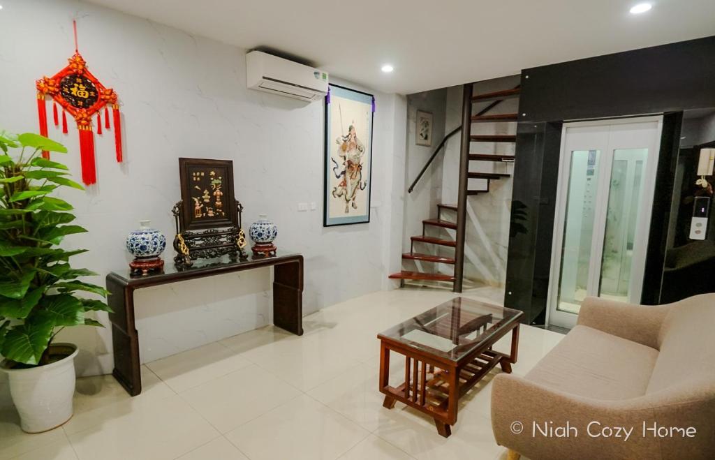 Niah Cozy Home - Train Street