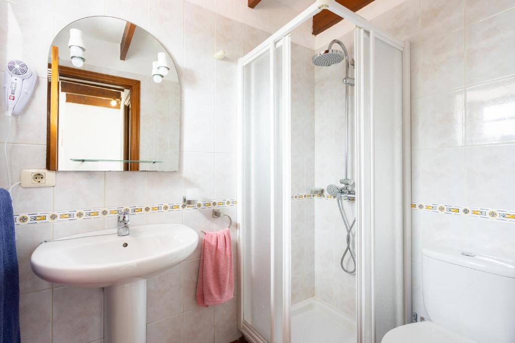 Casa Rural Nina - Charming stay & Terrace, Hierro - Tap to explore photos