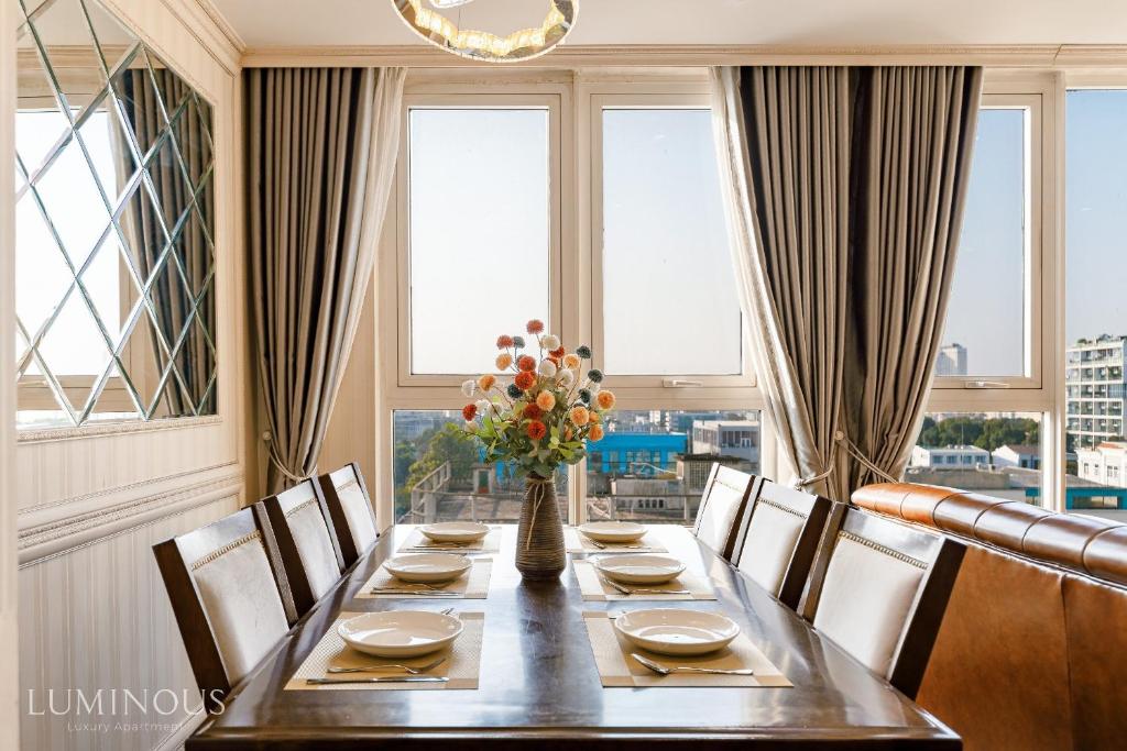 Léman Luxury Apartments 2BR District 3