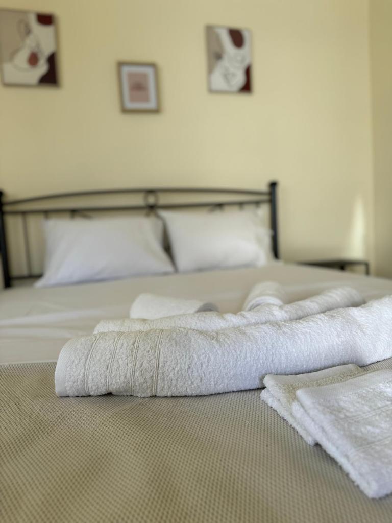 Airpoint Apartments, Attica