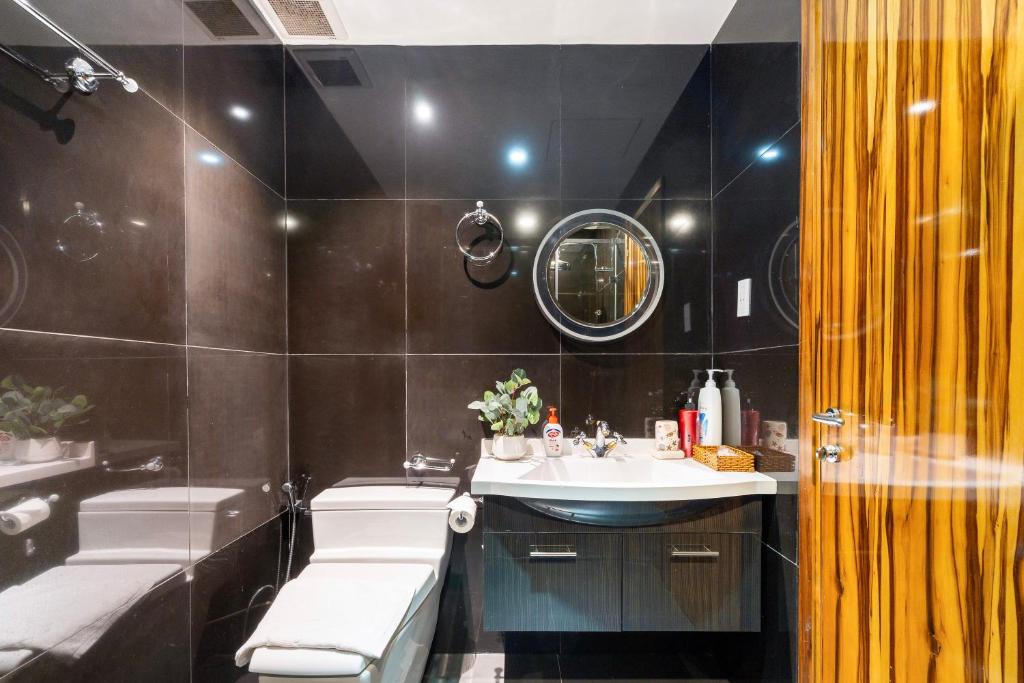 Léman Luxury Apartments 2BR District 3